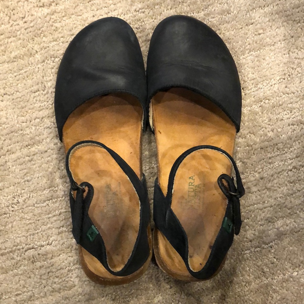 El Natura Lista shoes for women.  Size 40/9   Black